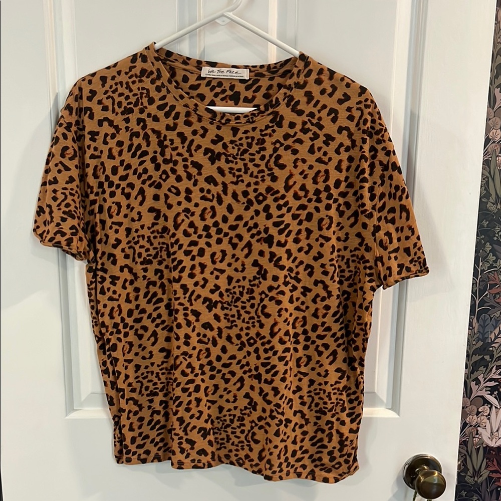 Free People we the free leopard print Short Sleeve T-Shirt
